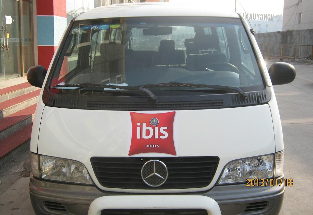 Отель Ibis Beijing Capital Airport Шуньи Экстерьер фото