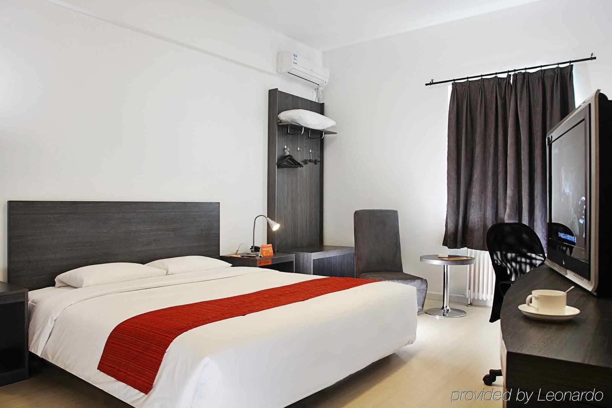 Отель Ibis Beijing Capital Airport Шуньи Экстерьер фото