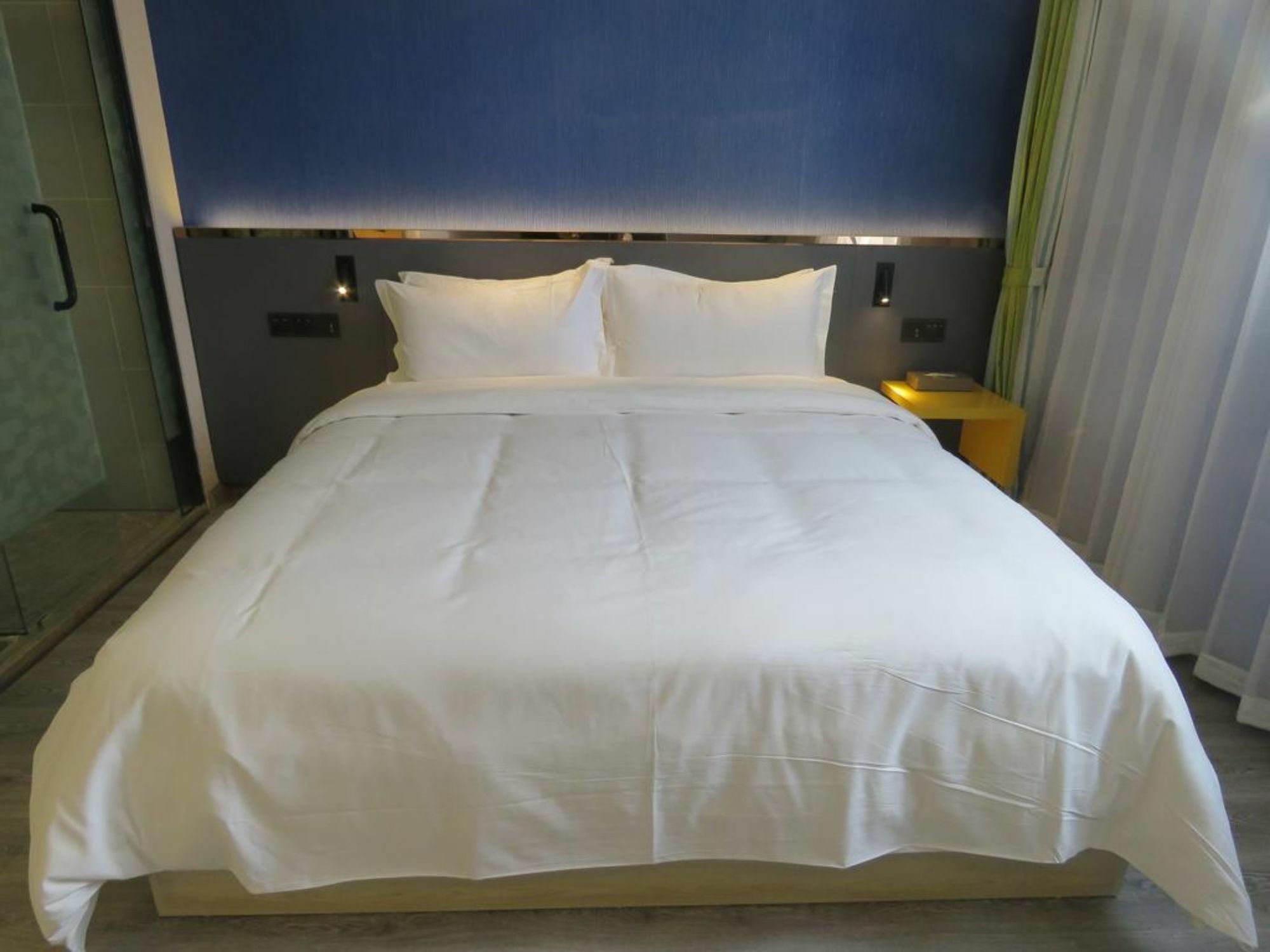 Отель Ibis Beijing Capital Airport Шуньи Экстерьер фото