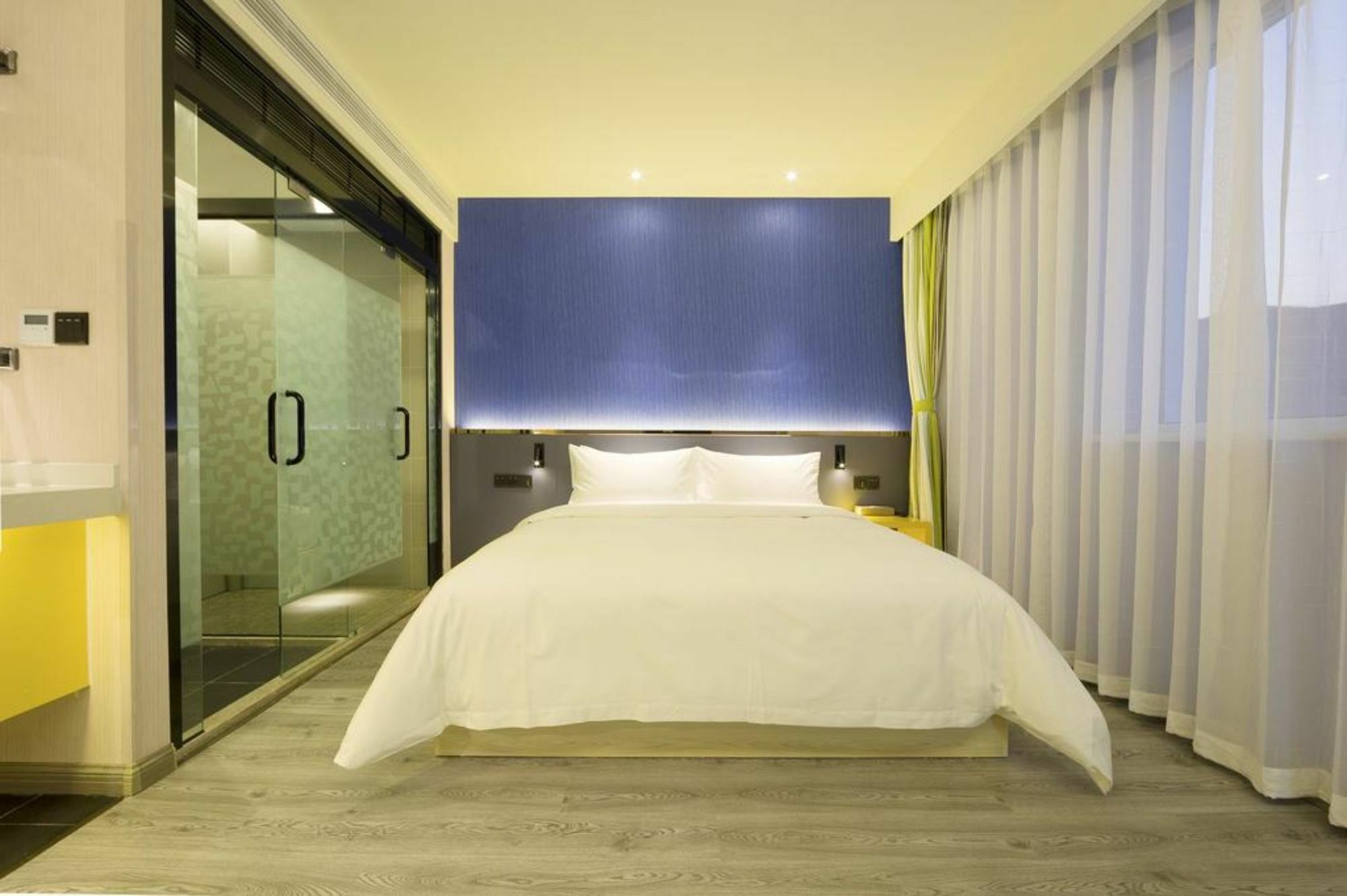 Отель Ibis Beijing Capital Airport Шуньи Экстерьер фото